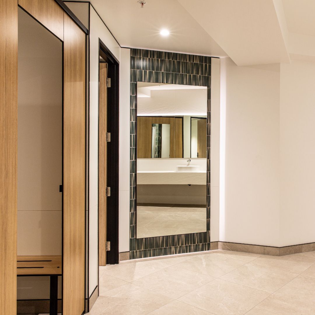 lambton1080x1080 006