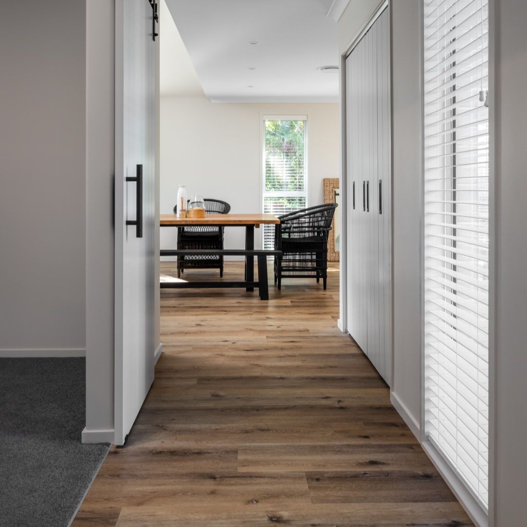 Westmoreland Maungawai ALPINE European Oak 8 Orignal Square