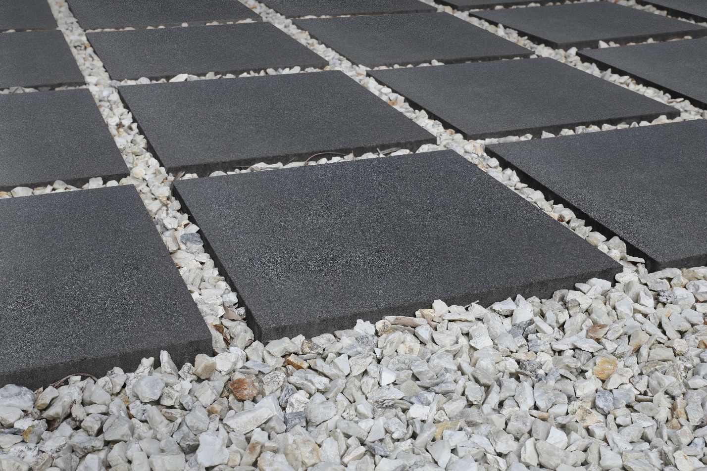 BLACK NERO PAVER 2