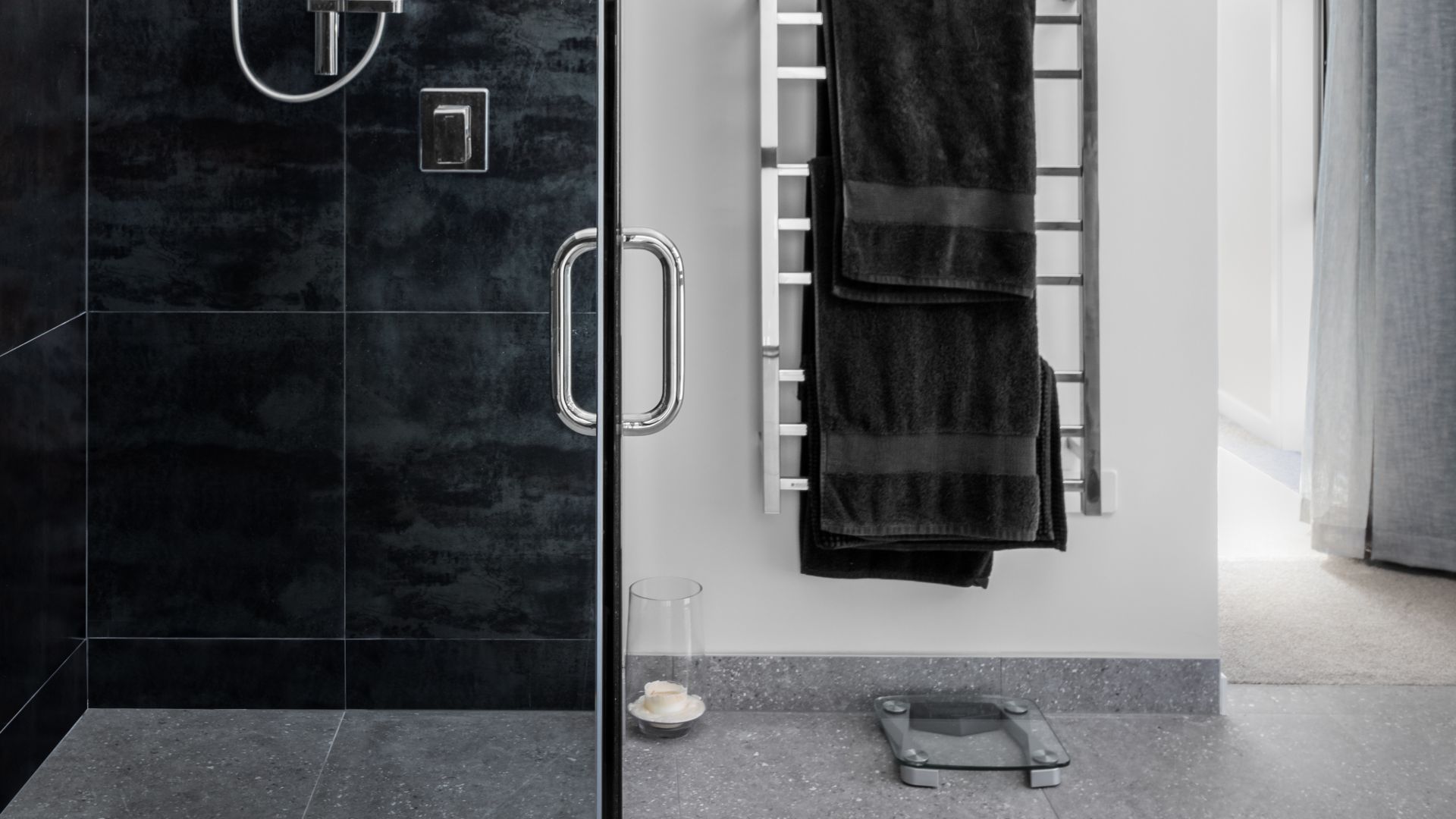 metal stone frammenti pearl website 001