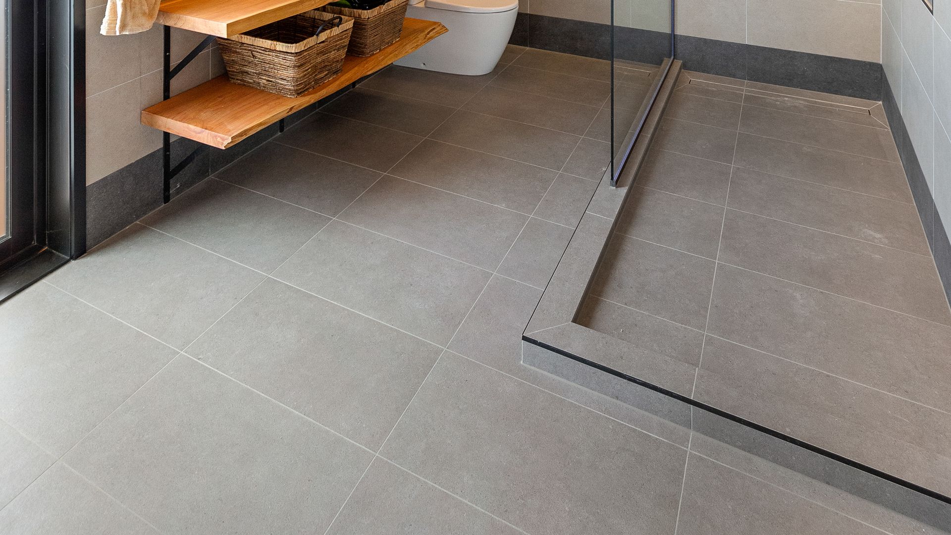 Lilington Rd Paradigm Tortora Floor Graphite Trim Grey Wall WEBSITE 1